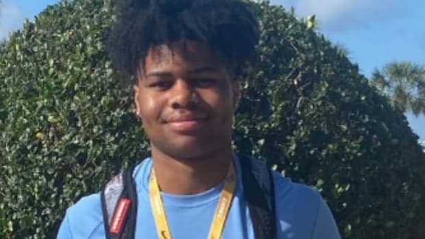 Dee Crayton Linebacker Alpharetta (Ga.) Denmark 2023